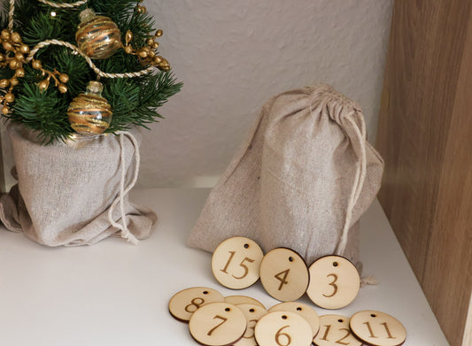 Adventskalender Holz Zahlenanhänger