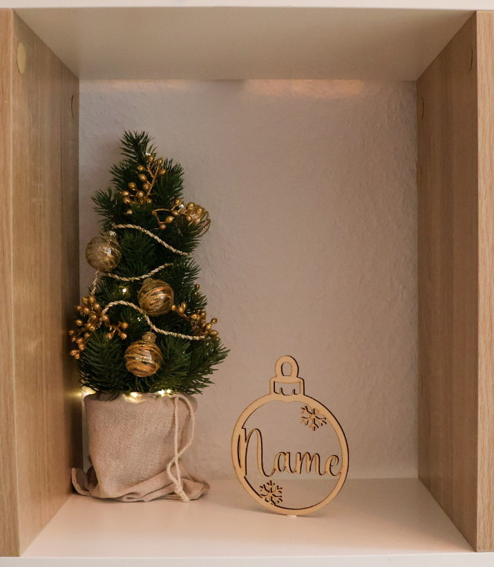 Christbaumkugel personaliert aus Holz